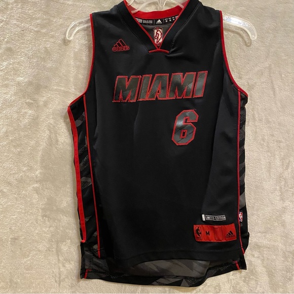 COPY LeBron James Jersey Boys M 10-12 Black Miami Heat Limited